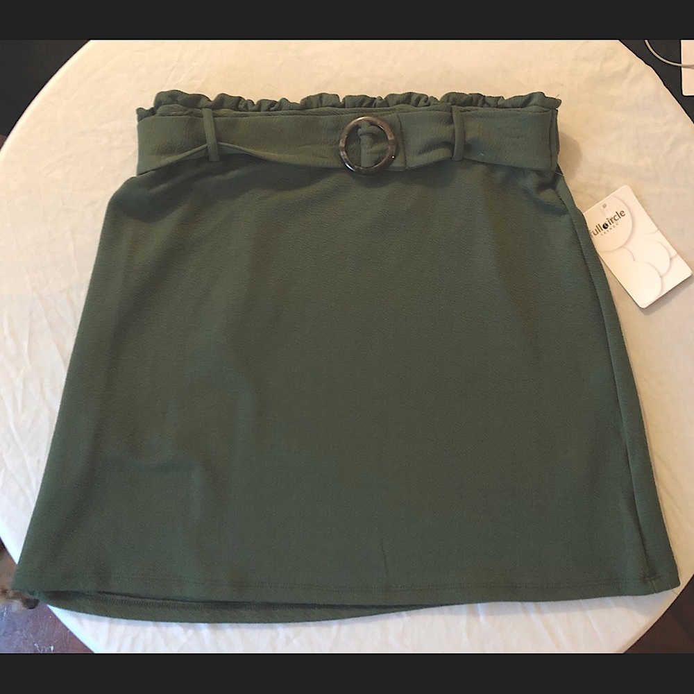 Large sized stretchy Skirt.